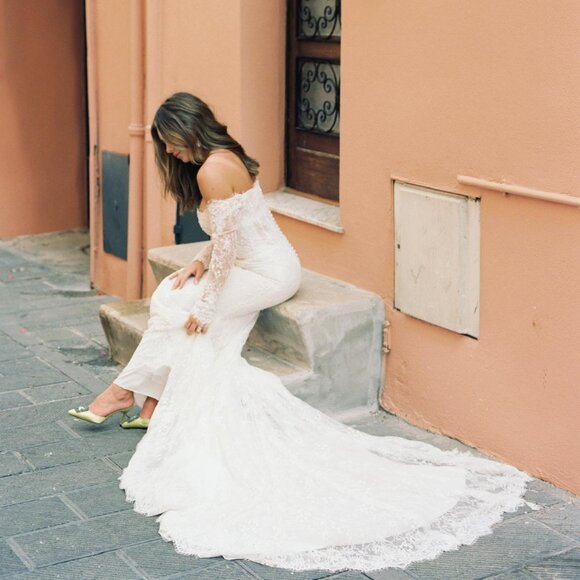 Women's White Dress - Picture 3 of 3